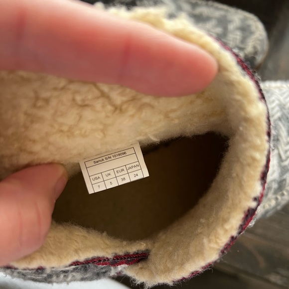 Sanuk Nice Bootah Boots - Women's - Picture 8 of 8